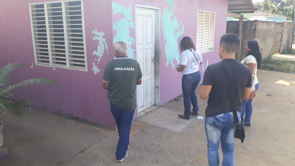 Prefeitura faz ação educativa contra descarte irregular de lixo